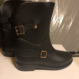 Black Rain Boots